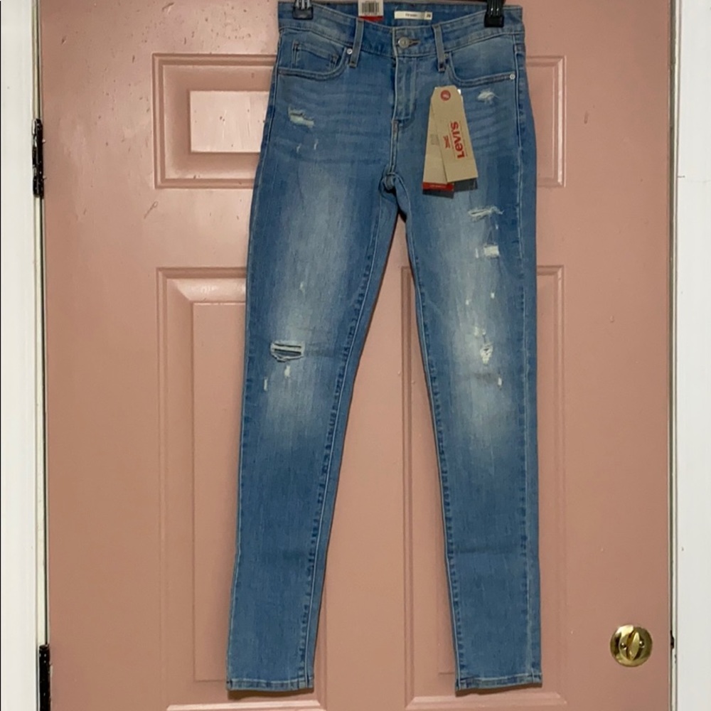 Mid Rise Levi Jeans